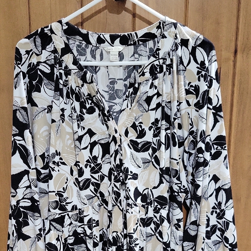 Cato Black, White, Hodden Button Front Blouse